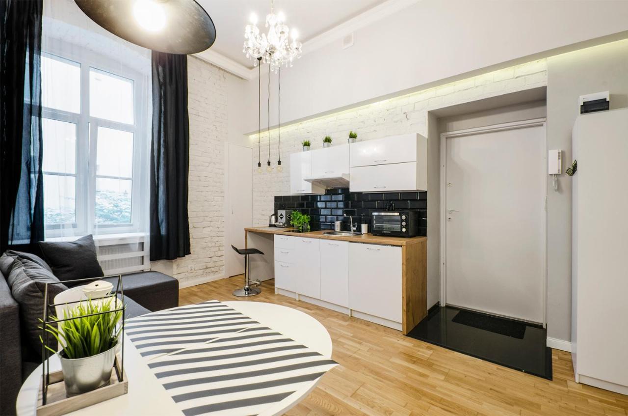 Standard Apartment On 6 Sierpnia Łódź Eksteriør billede